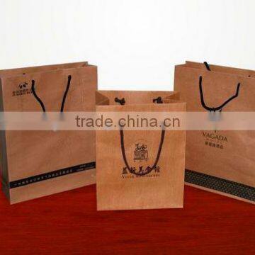 Unique Modelling Handle Box With Colorized Printing and Oblong Hole photo-6