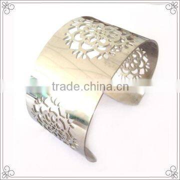 Promotional Laser Stainless Steel Bangle For Sale