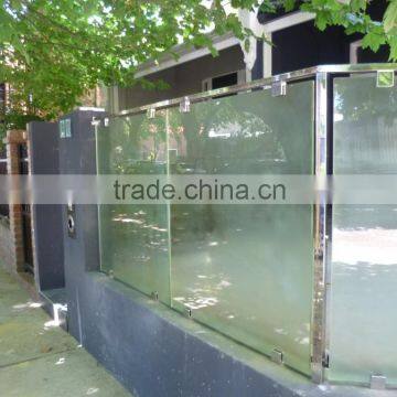 Obscure Privacy Glass Screens Between Walls photo-2