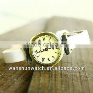 2015 hot sell smple design vintage women watches with Europe Style