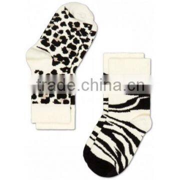 Custom Wholesale Elite Kids' Teen Boys' Girls' Black and White Zebra Leopard Combed Cotton Socks photo-1
