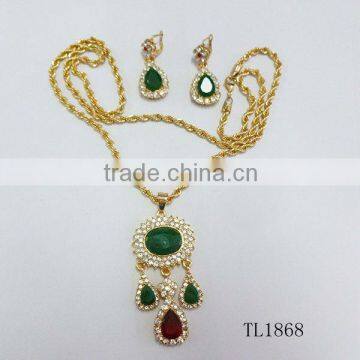 New gifts for girls fashion necklaces 2013 jewelry middle east