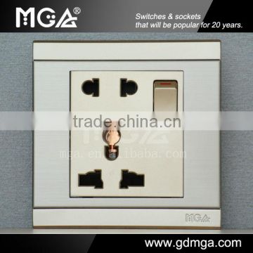 13A switched multi-function socket