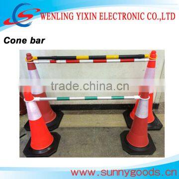 reflective retractable traffic cone bar
