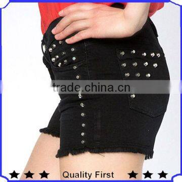 ladies sumnmer fashion beaded black shorts