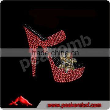 Beautiful Rhinestone Motif Red High Heel Shoe Iron on for Lady Shirt