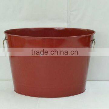 galvanized tubs and buckets