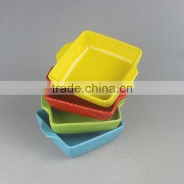 Ceramic square bakeware with color glaze