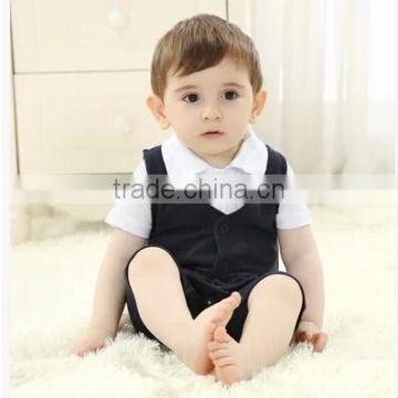 Wholesale children's clothing for boy baby clothes suit .