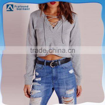 Wholesale cheap comfortable bulk plain slim fitness drawsting V neck crop top hoodies for women