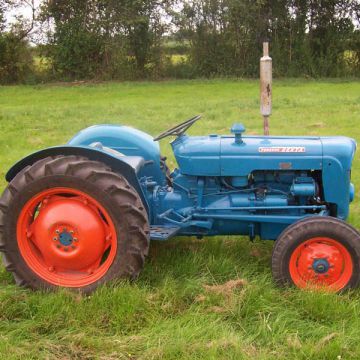 Powerfull Agricultural Farm Tractor 180hp Four Wheel 4 WD