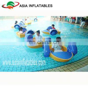 Water play handle paddle boats plastic paddle boat for kids