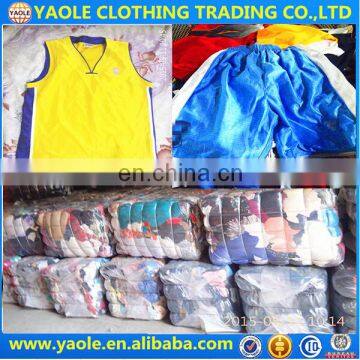 China Cheaper Bulk, Used Clothes Bales Secondhand Clothing Export Used Football Shirts photo-5