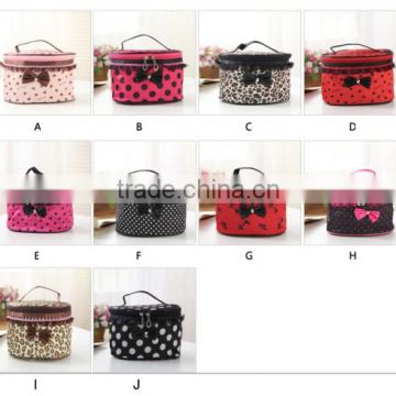 Portable lace border flower series makeup bag, large contents