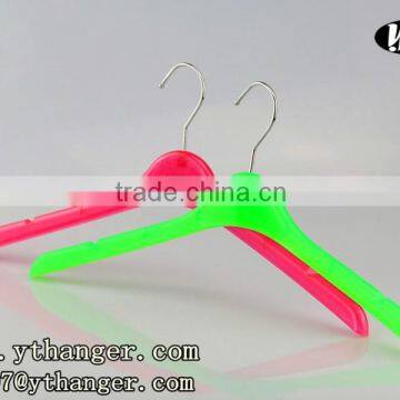 Cheap Colorful Plastic Hanger with Good Quality for Children/adults