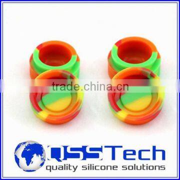 High quality 7ml customized small silicone wax figure/ oil dab wax container/ silicone wax and oil container