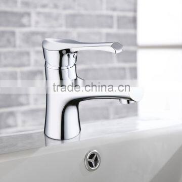 Small Size Chrome Finished Smart UPC Bathroom Faucet BNF006