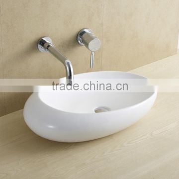 Luxury design bathroom ceramic art basin (BSJ-A8366)