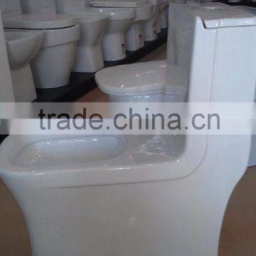 Good Sale Design Popular Square Toilet Siphonic Water Closet One Piece Toilet