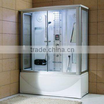 Steam Cabin With Bathtub