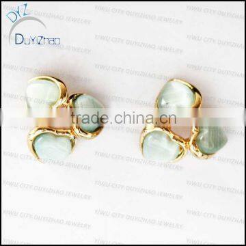 gold fancy stud earrings