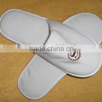 emboridery velour material hotel slipper