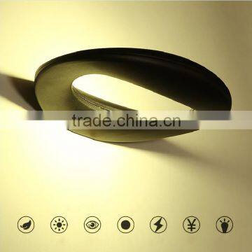 Hot Selling 240V Cheap Acrylic Wall Lighting 5730 Iron LED Wall Lamps