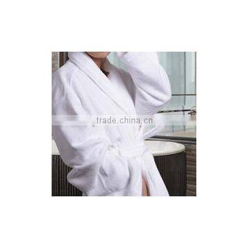 Coral Fleece Bathrobe Delicates Sleepwear Hotel White Soft Robe