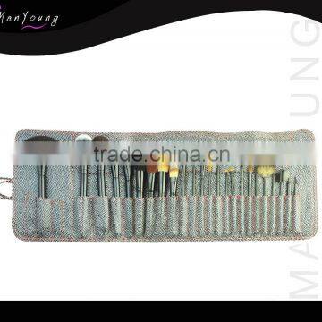 Friendly 20pcs make up brushes with linen case