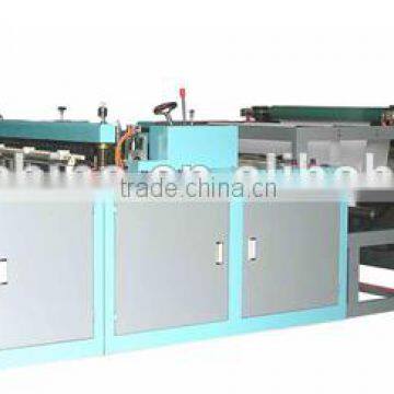 Economically high precision roll to sheet cross paper sheeting machine