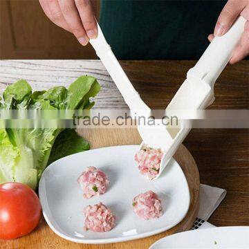 Good Quality Kitchen Tool DIY Convenience Plastic Meatball Maker Machine