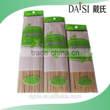 Factory hot sale Barbecue tools round sticks BBQ natural bamboo skewers