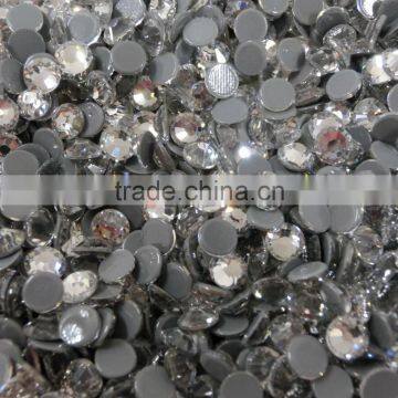 China factory wholesale decorative shiny leed free and multi size loose Decorative Ornament crystal dmc hotfix rhinestone