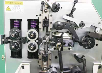 Us-212 High-Speed CNC Spring Coiling Machine photo-3