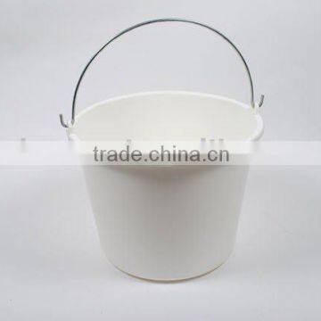 supply 12L white construction plastic bucket