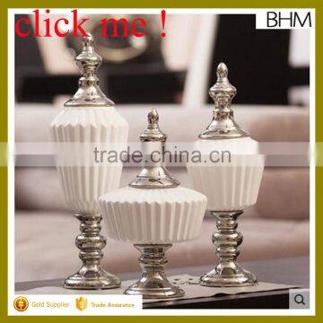 2016 new arrival Chinese White Color Porcelain Ceramic Temple Jar Ginger Jars                        
                                                Quality Choice