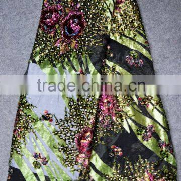 Guangdong Supplier High End Multicolor African Styles Velvet Lace Fabrics With Jewellery photo-3