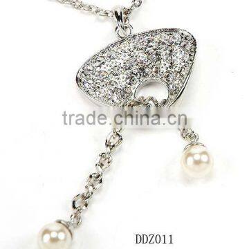 Fashion Lady's Necklace handbag-Shaped Pendant with pearl