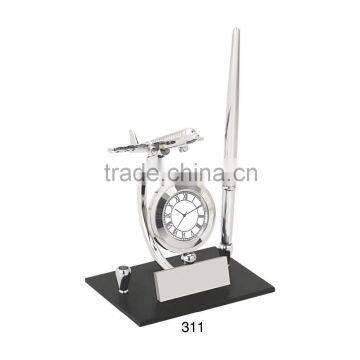 plane shape clock