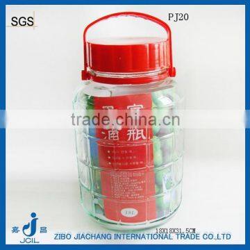 diamond shape glass liquid dispenser with plastic handle