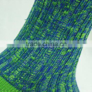 Green Free Knitting Sports Socks