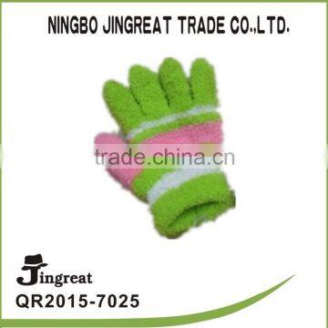 2015 green striped winter chenile glove