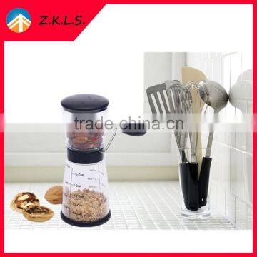 Mini Manual Hand Operation Nut Chopper For House For Kitchen