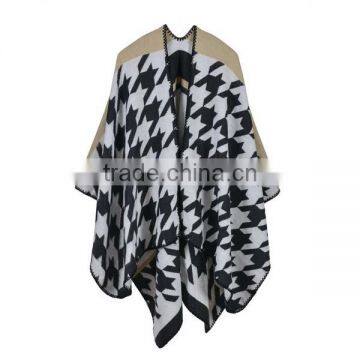 Wholesale China Factory Price Female Scarf Sewing Brim Grid Design Imitated Cashmere Material Women Shawl photo-5