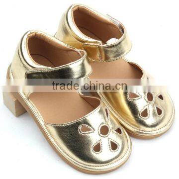 Wholesale kids shoes squeaky shoes baby name brand shoes