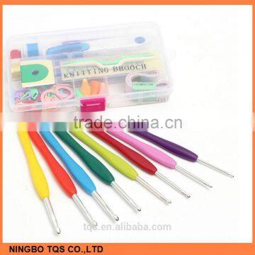 Hot Selling Plastic Crochet Hook Set Include Knitting Yarns,Thimble,Measuring Tape,Handle Knitting Needles Hooks photo-4