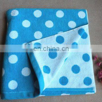 30x60 30x 80 70x74cm beach towel on beach