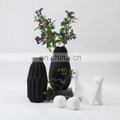 Handmade Porcelain Luxury Nature Stripe Nordic Modern Black Origami Vase Decoration For Home