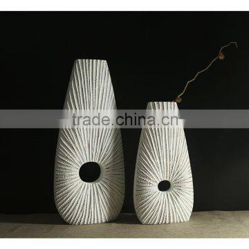 Jia Yi-grade resin Europe stripes flat Vase decorative creative crafts ornaments living room entrance office