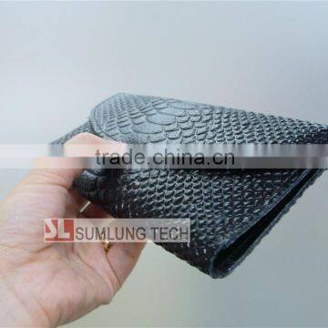 RFID Blocking Wallet PROTECTS Your Credit Card, ID Card, Passport From Identity Theft and Electronic Pick Pocketing.